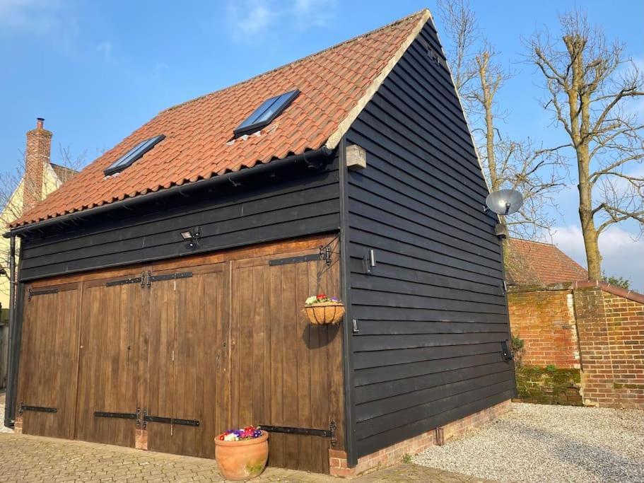The Cartlodge, *
